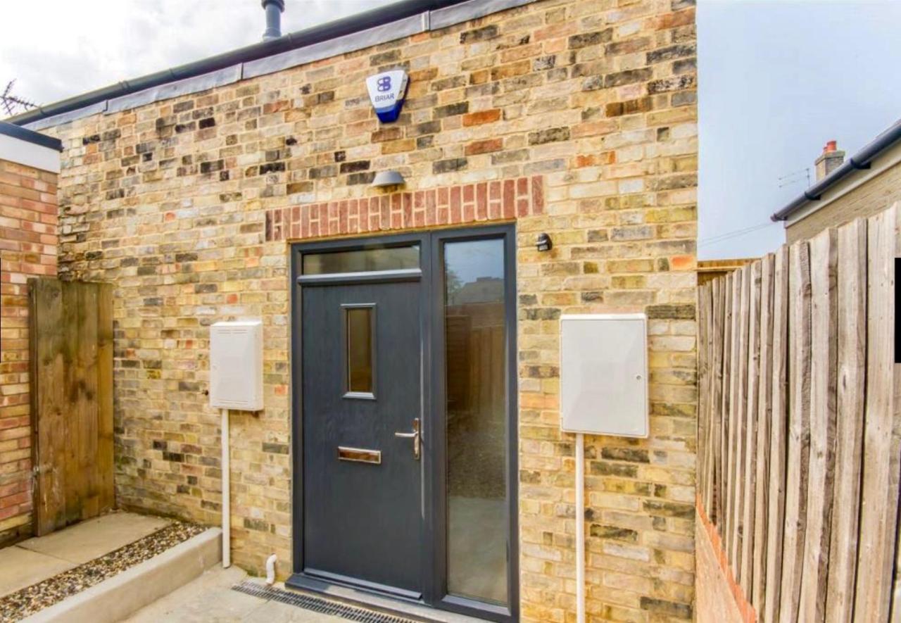 The Birches Apartment Cambridge  Exterior photo