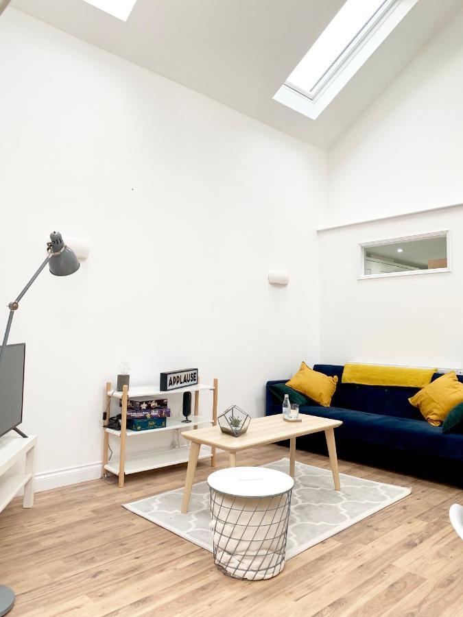 The Birches Apartment Cambridge  Exterior photo